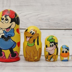 Muñeca de anidación de héroes de dibujos animados de 4,92'' o 12,5 cm, muñeca pintada a mano, 5 piezas, regalo divertido, regalo para niños hecho en Ucrania