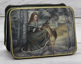 Unique Ukrainian Lacquer Box, Fedoskino Art Painting School, "In the Forest", Handmade, Hand Painted, Papier Mache, Jewelry Box