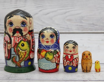 Ukrainian Family Hand Painted Nesting Doll 5 pieces,  Doll 4.13'' or 10.5 cm, Wooden Toy, Home Decor, Kids Gift, Kids Room Decor