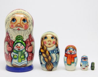 Hand Painted Santa Nesting Dolls (5 Pieces) – Ukrainian Christmas Folk Art