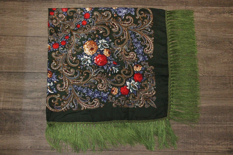 Ukrainian Wool Scarf Slavic Babushka Floral Scarf Modern Chic Boho Chale Russe Pavlovo Posad with Classic Timeless Floral Design Gift image 10