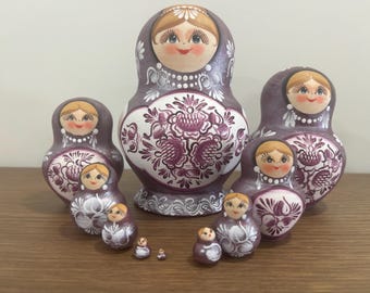 Nettes Gesicht Ukrainisches Traditionelles Ornament Handgemalte Schachtelpuppe 10 Stück Puppe 6,1 '' oder 15,5 cm Holzspielzeug Wohnkultur Kinder Geschenk