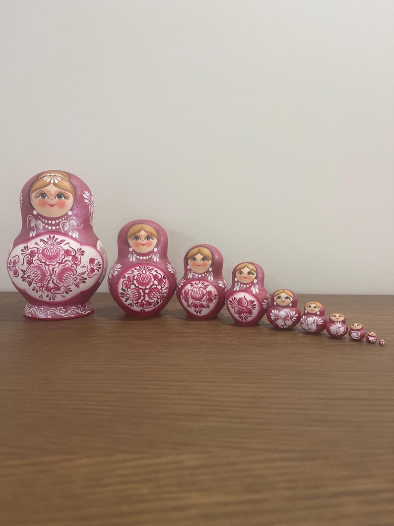 Söt ansikte traditionell handmålad trädocka som bygger bo 10 delar, docka 6,3'' 16 cm, docka av högsta kvalitet, barnpresent, barnrumsdekor bild 4