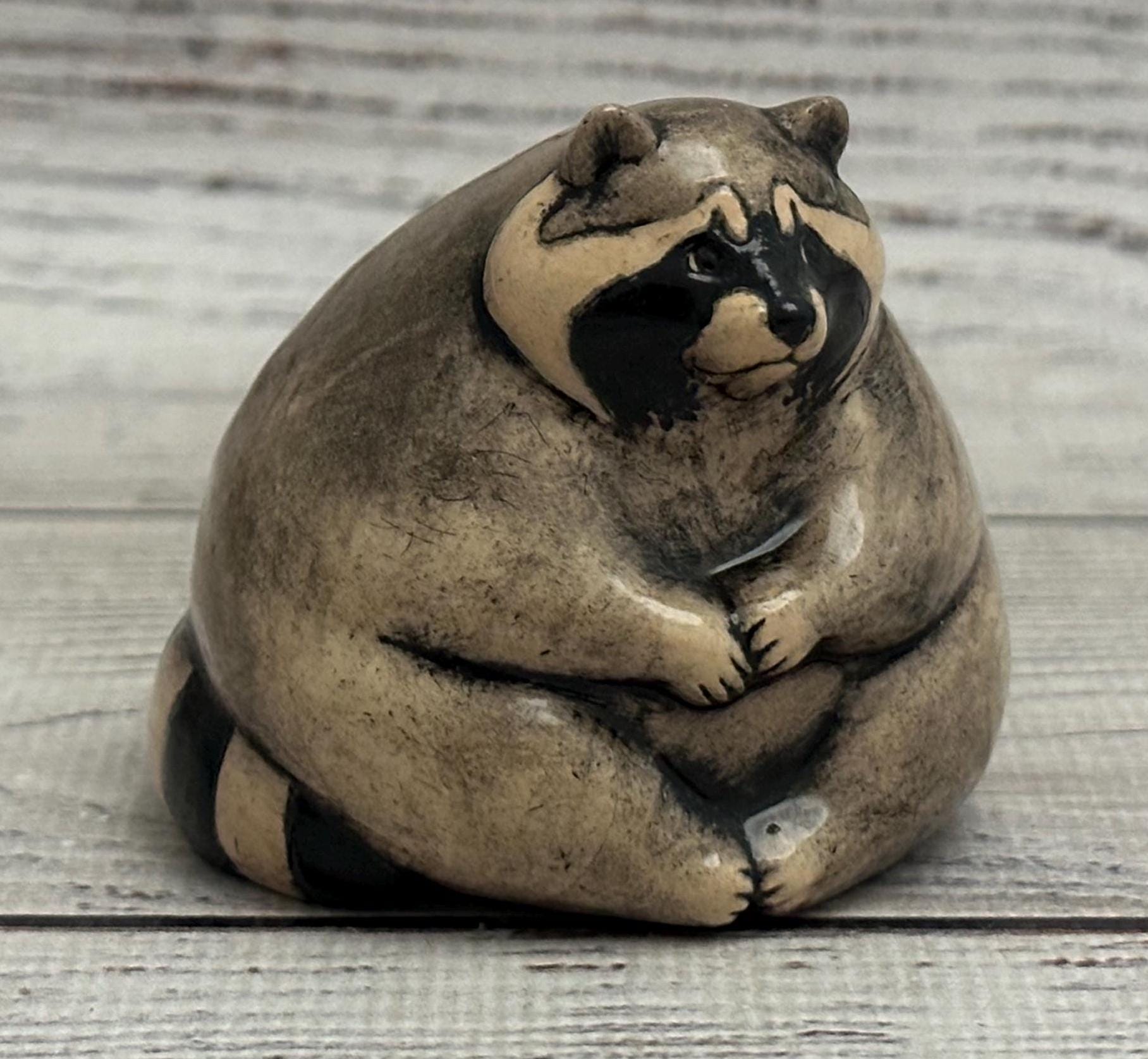 陶器製アライグマの置物、コレクター向け彫刻、室内装飾 - Etsy 日本