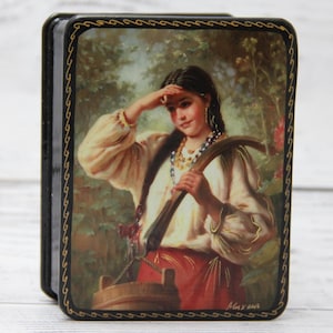 Lacquer Box Fedoskino Art Painting School Portrait Handmade Hand Crafted Jewelry Box Gift Box