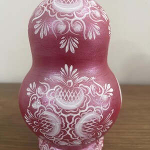Söt ansikte traditionell handmålad trädocka som bygger bo 10 delar, docka 6,3'' 16 cm, docka av högsta kvalitet, barnpresent, barnrumsdekor bild 7