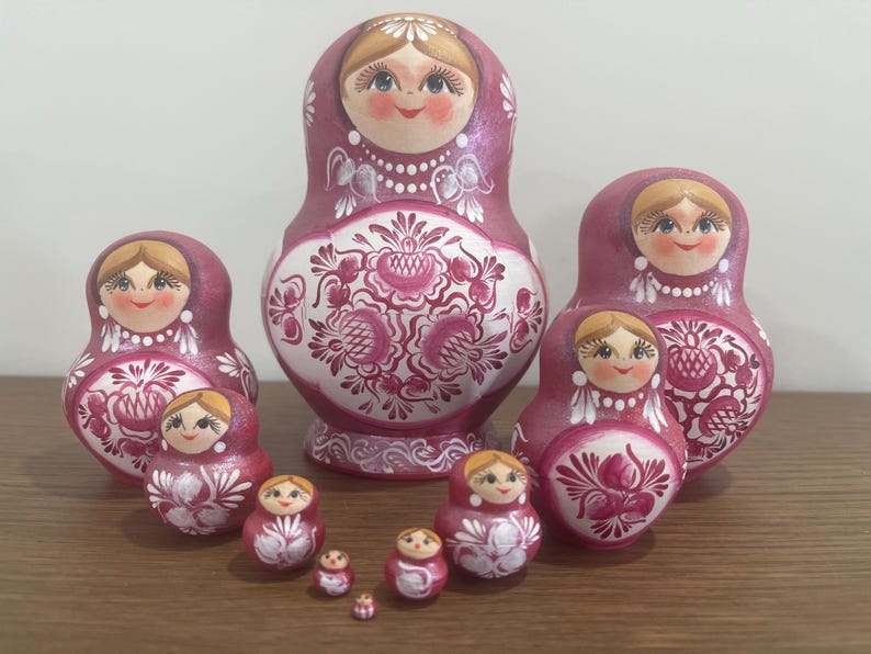 Söt ansikte traditionell handmålad trädocka som bygger bo 10 delar, docka 6,3'' 16 cm, docka av högsta kvalitet, barnpresent, barnrumsdekor bild 1