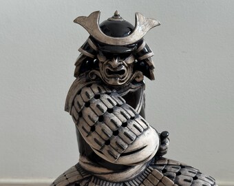 秀山　花瓶　Japan Vintage samurai Vintage Japanese Metal Bud Vase SSKK Ghost Skull Crossbones