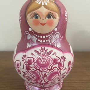 Söt ansikte traditionell handmålad trädocka som bygger bo 10 delar, docka 6,3'' 16 cm, docka av högsta kvalitet, barnpresent, barnrumsdekor bild 6