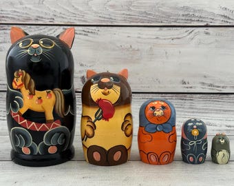 MADE IN UKRAINE Cat Hand Painted Nesting Doll 5 pieces, Ukrainian Doll 5.9'' or 15 cm, Wooden Toy, Home Decor, Kids Gift, Kids