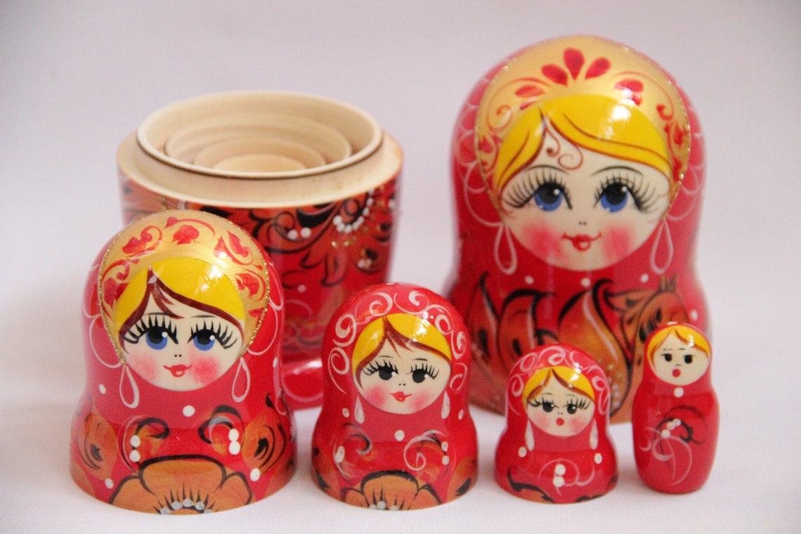 Ukrainian Traditional Hand Painted Nesting Doll 5 Pieces Etsy