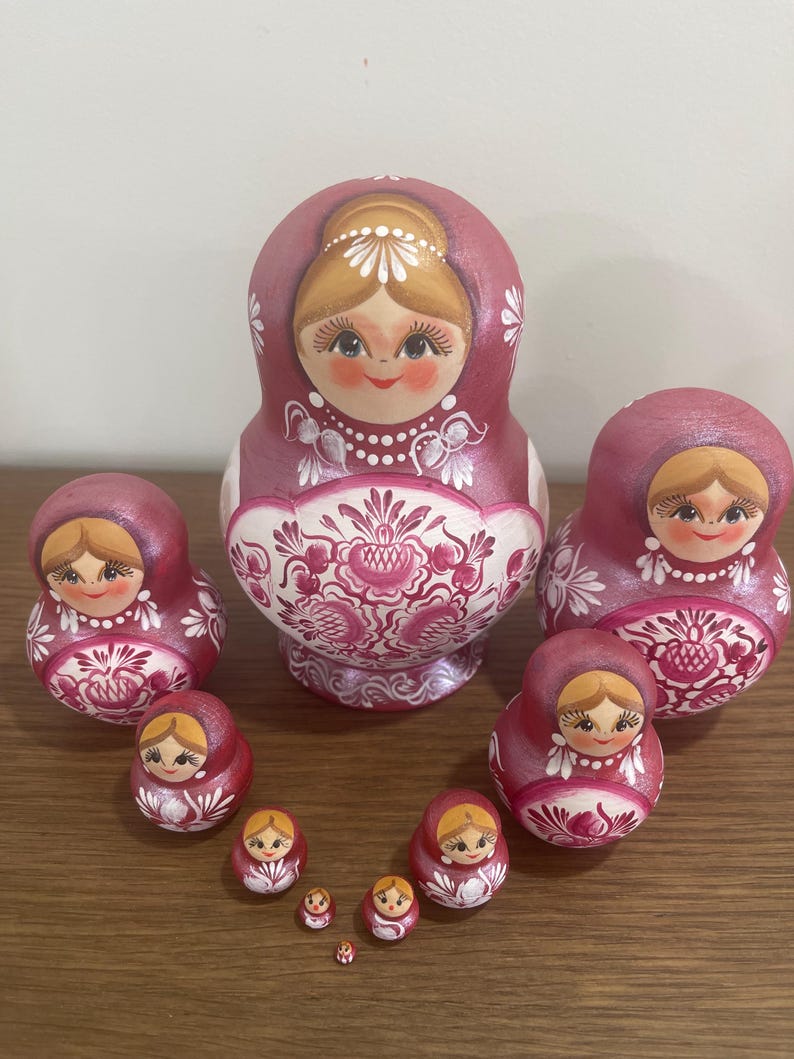 Söt ansikte traditionell handmålad trädocka som bygger bo 10 delar, docka 6,3'' 16 cm, docka av högsta kvalitet, barnpresent, barnrumsdekor bild 3