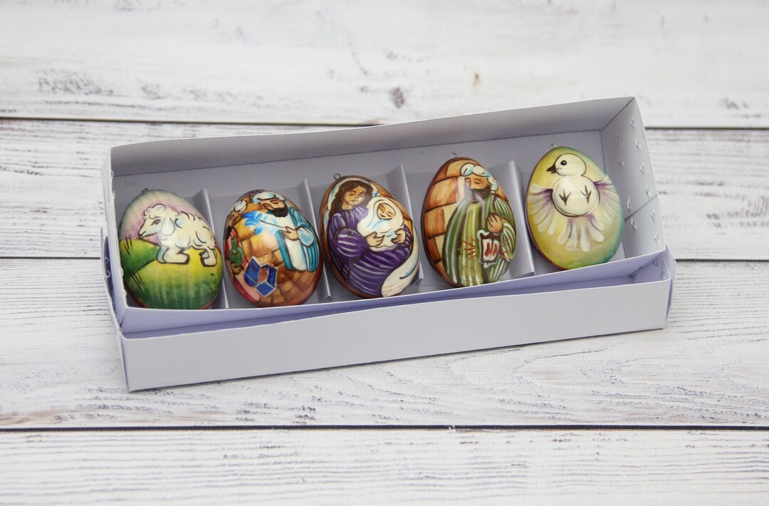 Ukrainian Wooden Christmas Tree Ornaments Nativity Hand Painted Home