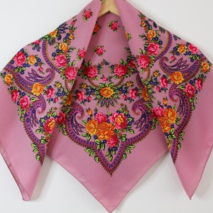 Made in Ukraine SALE Green Slavic Babushka Floral Scarf, Ukrainian Wool Scarf, Modern Boho, Styling with Classic Timeless Floral Design zdjęcie 9