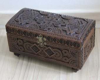 Hand Carved Walnut Wood Jewelry Box, Ukrainian Folk Art, Hinged Lid, Decorative Storage