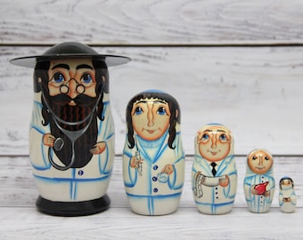 MADE in UKRAINE Jewish Family Nesting Doll 5.11'' or 13 cm Hand Painted Wooden  5 pieces Handmade Hand Crafted Gift for Friend