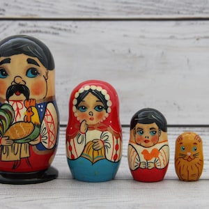 Ukrainian Family Hand Painted Nesting Doll 5 pieces  Doll 3.94&#39;&#39; or 10 cm Wooden Toy Home Decor Kids Gift Kids Room Decor