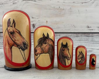 Boneca Matrioska de Cavalos 4,13'' ou 10,5 cm, Boneca Ucraniana 5 peças, Presente para Mãe, Presente para Crianças, Brinquedos de Animais, Decoração para Quarto Infantil, FEITO NA UCRÂNIA