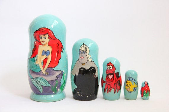 Hand Painted Matryoshka Doll 5pieces Movie Characters Russian Nesting Doll 4.52/'/' or 11.5 cm Kids Gift Kids Room Decor Wood toy