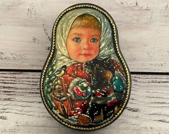 Ukrainian Lacquer Box, Fedoskino Art Painting School, Portrait, Handmade, Jewelry Box, Home Decor, Gift Box