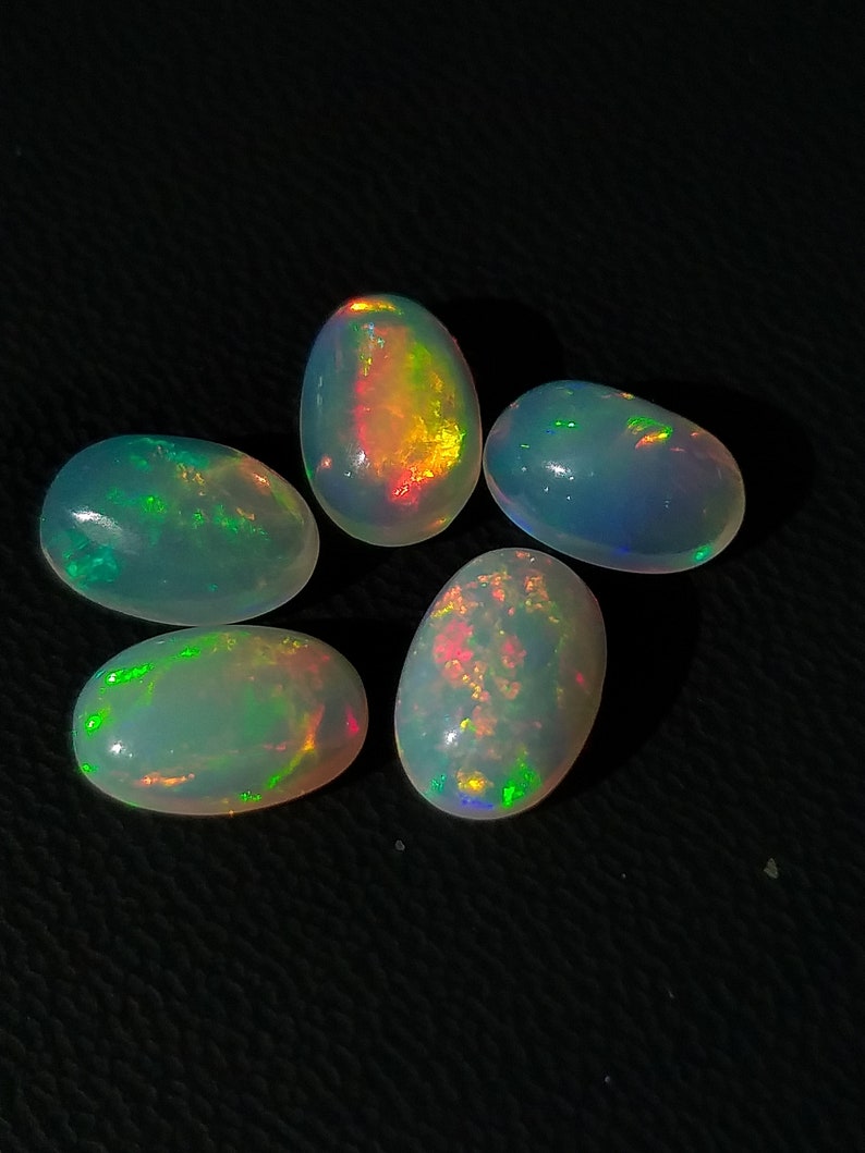 5,PieceLot Natural Ethiopian Opal Welo Fire Multy Fire Oval Cabochon MM Size9X6 AAA Quality Opal Gemstone