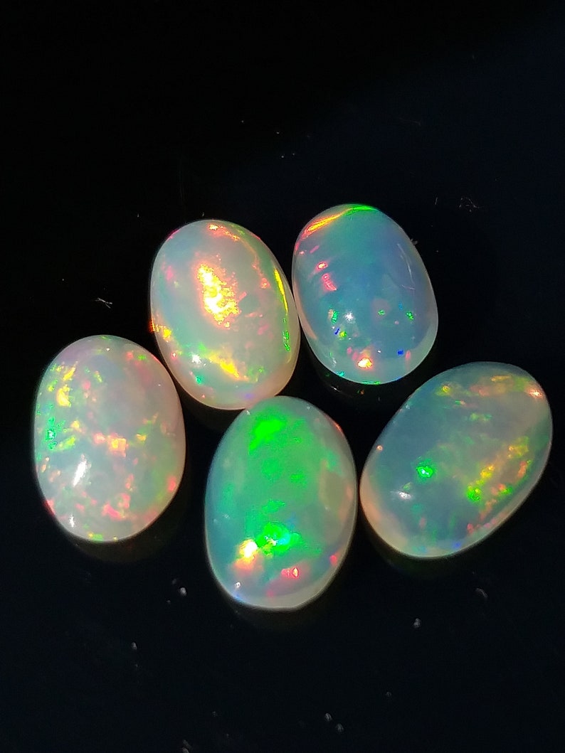 5,PieceLot Natural Ethiopian Opal Welo Fire Multy Fire Oval Cabochon MM Size9X6 AAA Quality Opal Gemstone