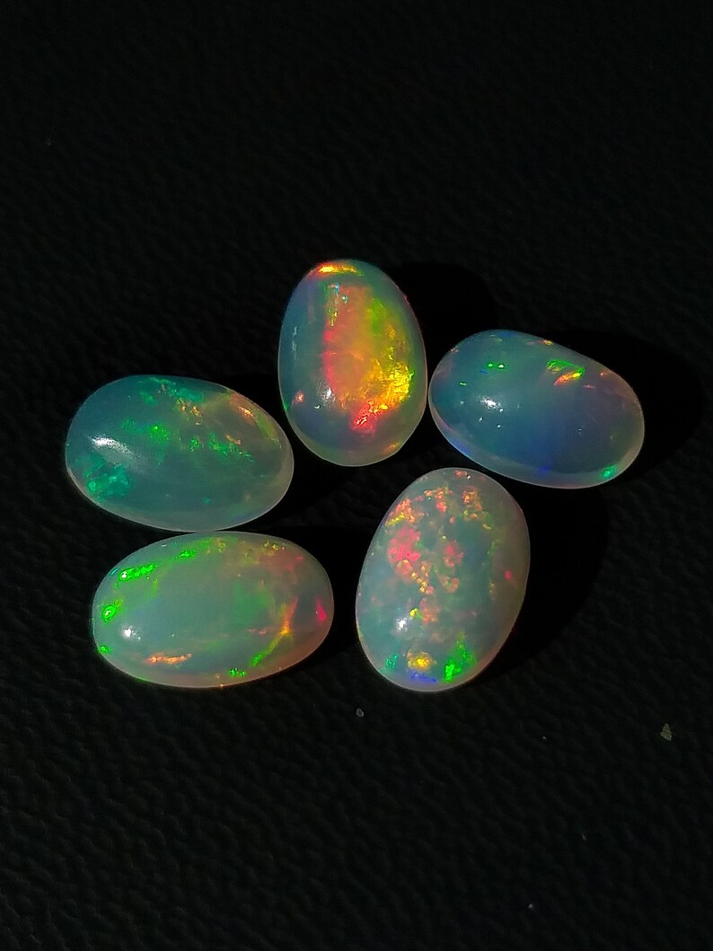 5,PieceLot Natural Ethiopian Opal Welo Fire Multy Fire Oval Cabochon MM Size9X6 AAA Quality Opal Gemstone