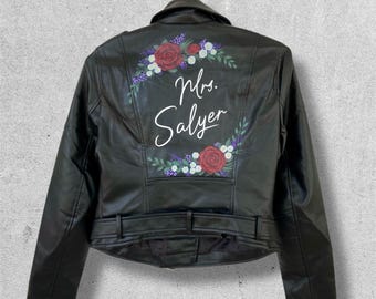 Chaqueta de cuero pintada a mano, chaqueta de novia, chaqueta personalizada para la Sra., futura novia, chaqueta para boda de otoño, regalo para ella, regalo para la novia, regalo para la fiesta nupcial.
