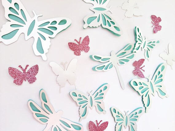Featured image of post Wall Decoration With Paper Butterfly / 1,712 3d butterfly wall decorations products are offered for sale by suppliers on alibaba.com, of which other home decor accounts for 4%, wallpapers/wall coating.