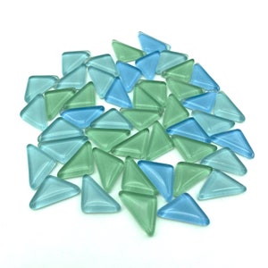 150g Dreieck Glasmosaikfliesen: Unregelmäßiger Bastelbedarf 20x20x27mm