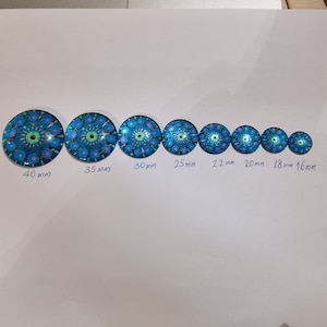 200 Pieces of Glass nuggets round decorative Glass gems 10/12/14/16/18/20/22/25/30/35/40mm Custom patterns