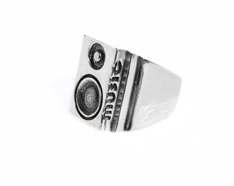 Sterling Silver Speaker Ring – Handmade Music Lover's Band