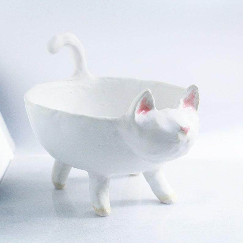 Matte White Ceramic Cat Yarn Bowl Perfect Gift for Knitters!