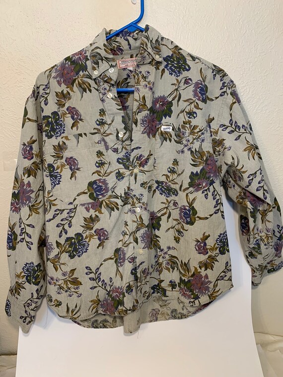 guess flower shirt