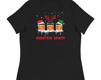 Navidad camiseta relajada de las mujeres, camiseta de Navidad, camisa de espíritus, camisa de espíritus de Navidad, camisa de bourbon, camisa escocesa, camisa de whisky