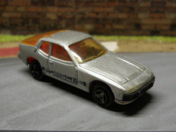 hot wheels porsche 924
