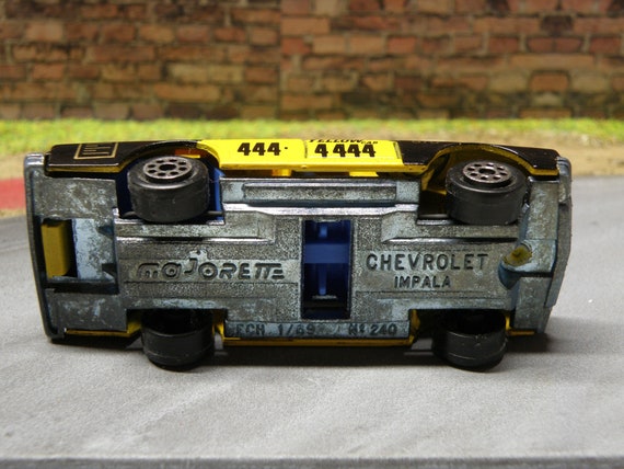 MAJORETTE（マジョレット） №240 CHEVROLET IMPALA Amazon | Majorette No.240【シボレーインパラCHEVROLET IMPALA