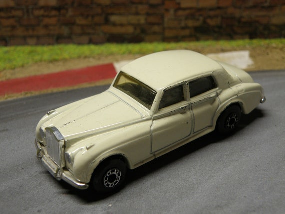 matchbox rolls royce silver cloud 1985