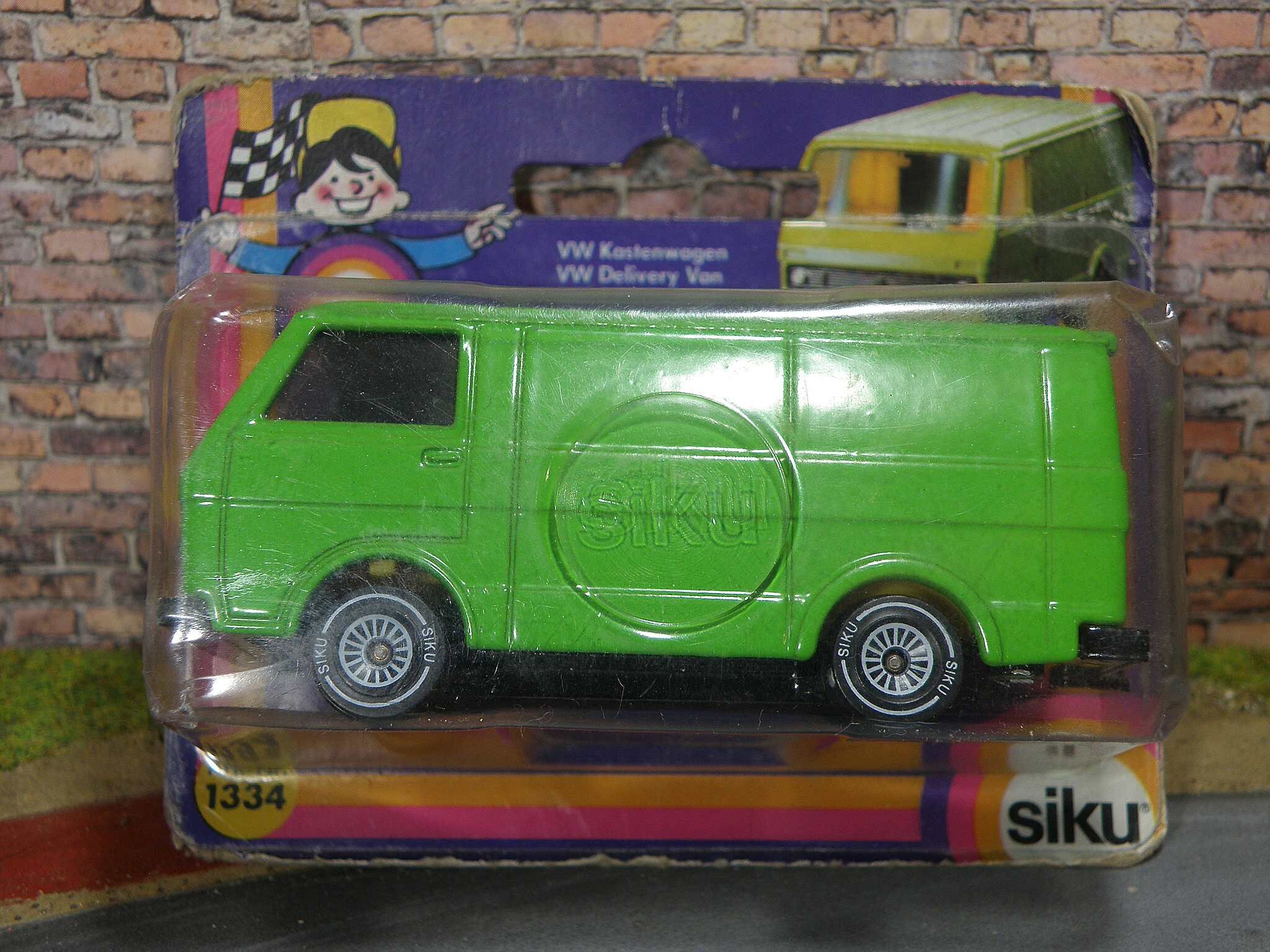 Vintage VW KASTENWAGEN LT28 (siku No. 1334) - Majorette, Matchbox