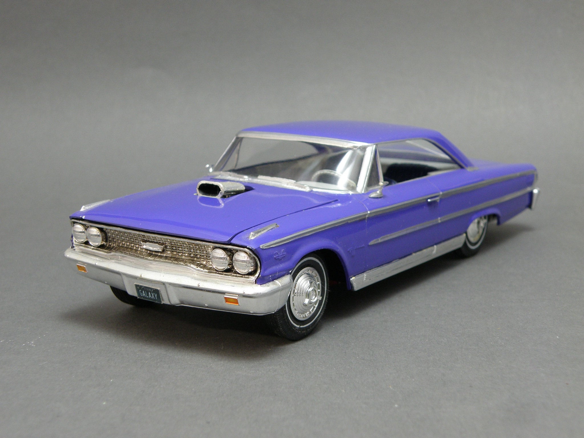 1963年式フォードギャラクシー500 - 1/25スケール、ハンドメイド