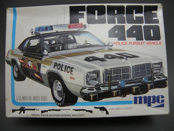 ミニカー POLICE FORCE Amazon | 【INNO】1/64 日産 フェアレディZ 300ZX（Z32) 神奈川