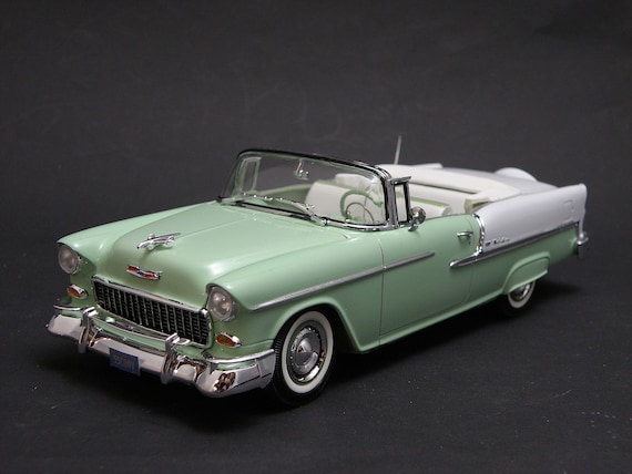 1/18 CHEVY BELAIR 1955 ベルエア 1/18 Auto World 1955 Chevrolet Bel Air Skyline Blue and