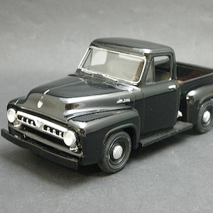 1953 Ford F-100 - 1/25 scale built - Handcrafted, unique piece, custom made, model, model car, icon, cult, pickup truck, classic