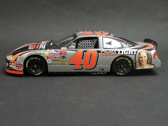 ミニカー (NASCAR) Coors Light Dodge 40 ミニカー (NASCAR) Coors Light Dodge 40 1/24 Scale Built #40