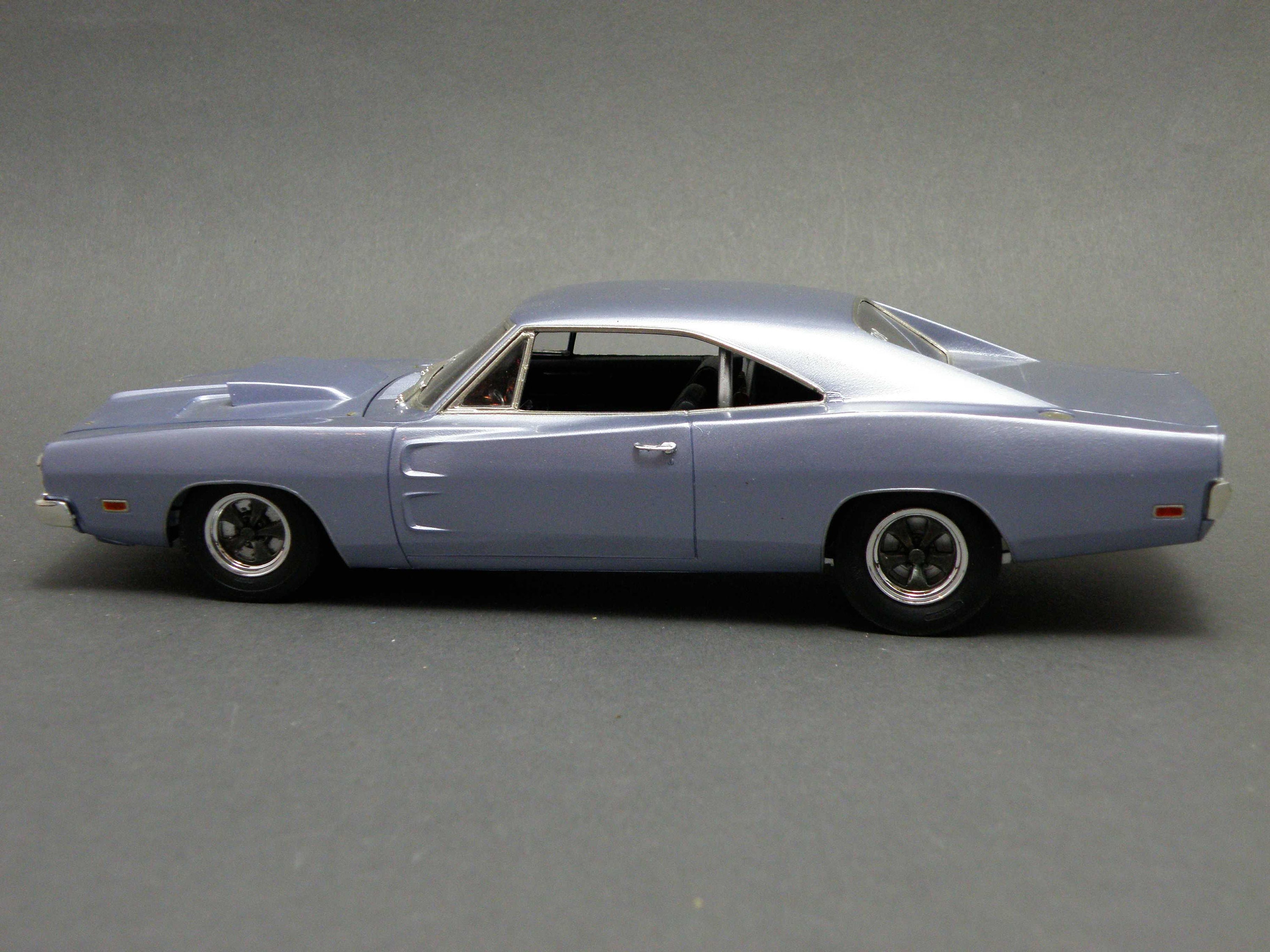 ミニカー RACING CHAMPIONS 1/18 1968 DODGE CHARGER Auto World 1:18 Scale 1968 Dodge Charger R/T MCACN (AA1