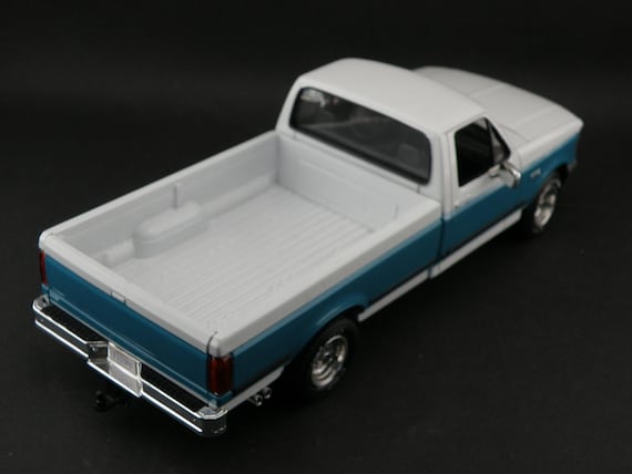 Ford F-150 XLT - 1/25 Scale Built - Handcrafted, Unique Piece