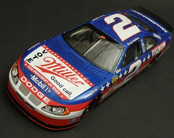 1/24 Scale Built #2 Miller Vote * RUSTY WALLACE * 2004 Dodge