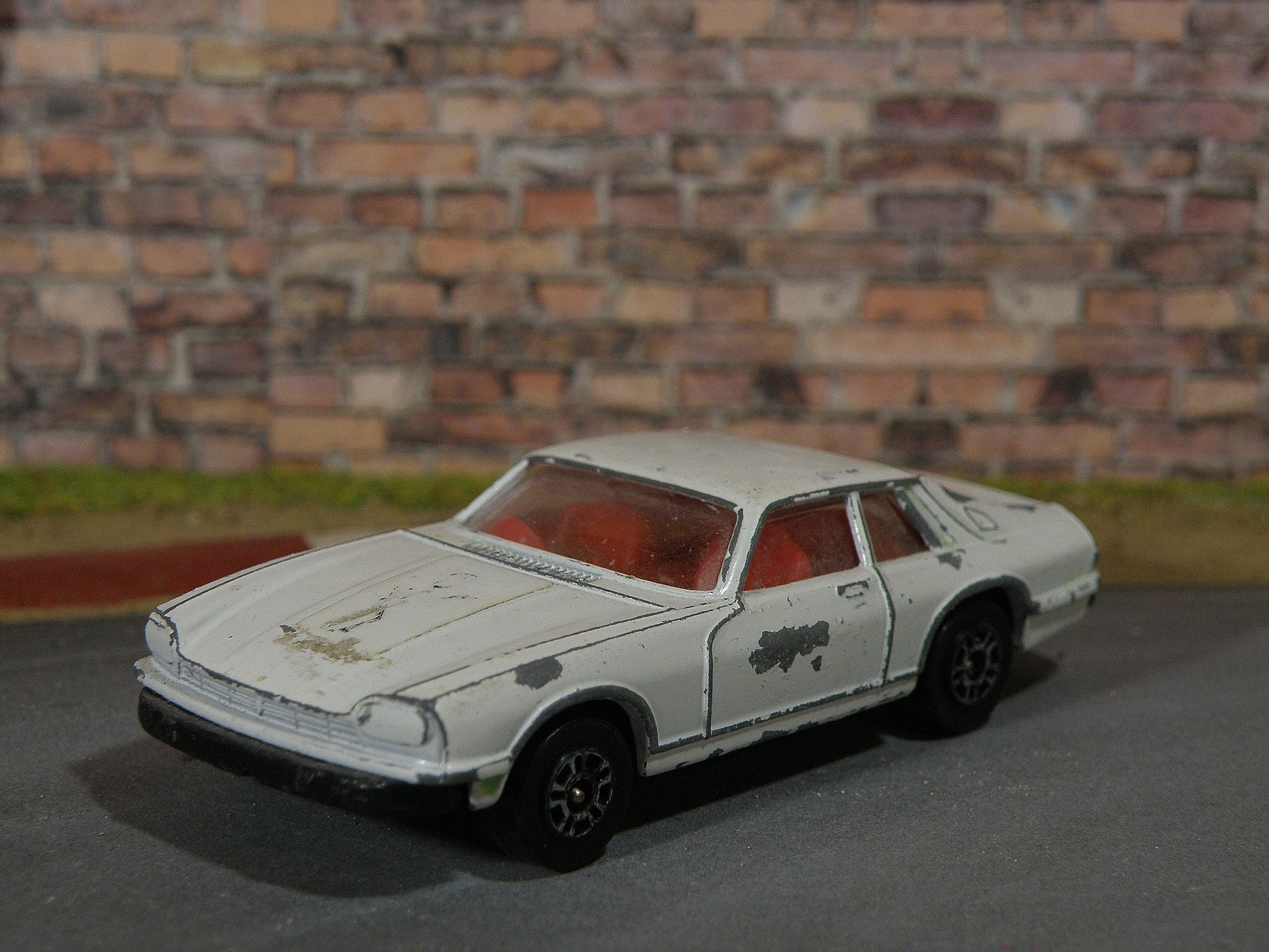Vintage JAGUAR XJS (corgi Juniors) - Whizzwheels, Matchbox