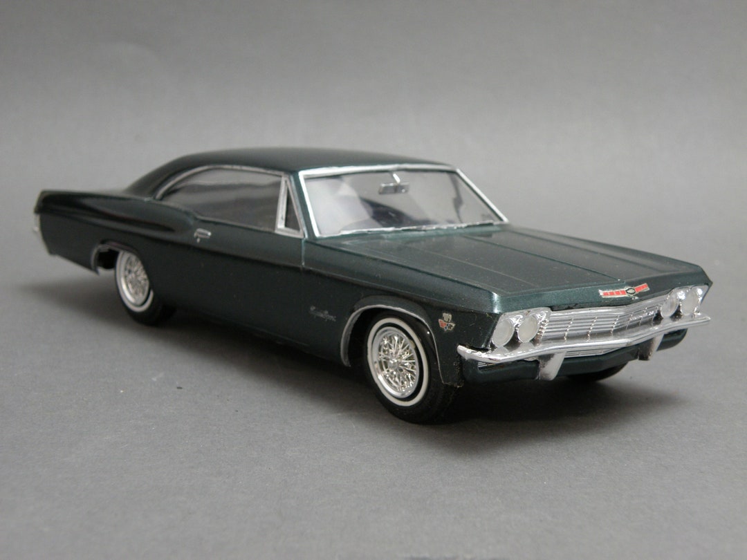 GREENLIGHT 2016 HOLIDAY ORNAMENTS 1967 CHEVROLET IMPALA SS DIECAST CAR 40010-B e GREENLIGHT 2016 HOLIDAY ORNAMENTS 1967 CHEVROLET IMPALA SS DIECAST CAR 40010-B e