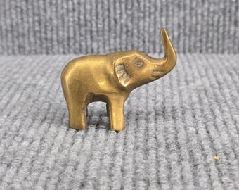真鍮製象の置物 ミニチュア像 高さ2インチ 鼻を上げたポーズ 無刻印